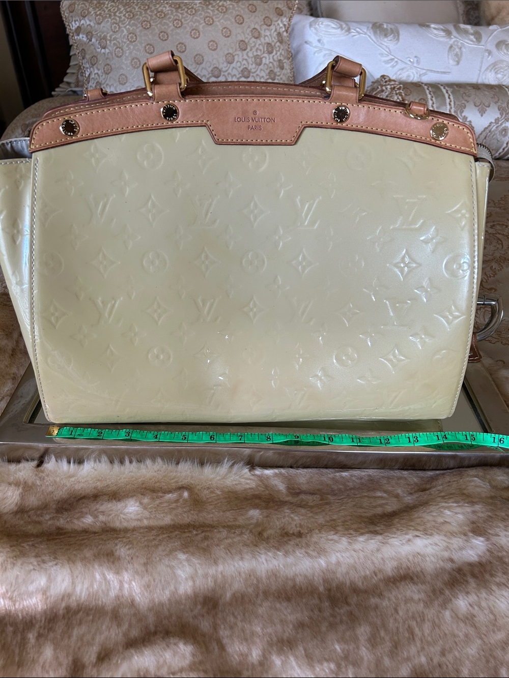Louis Vuitton Cream Colored Monogram Vernis Brea Bag..Stunning! Coming w/COA CV